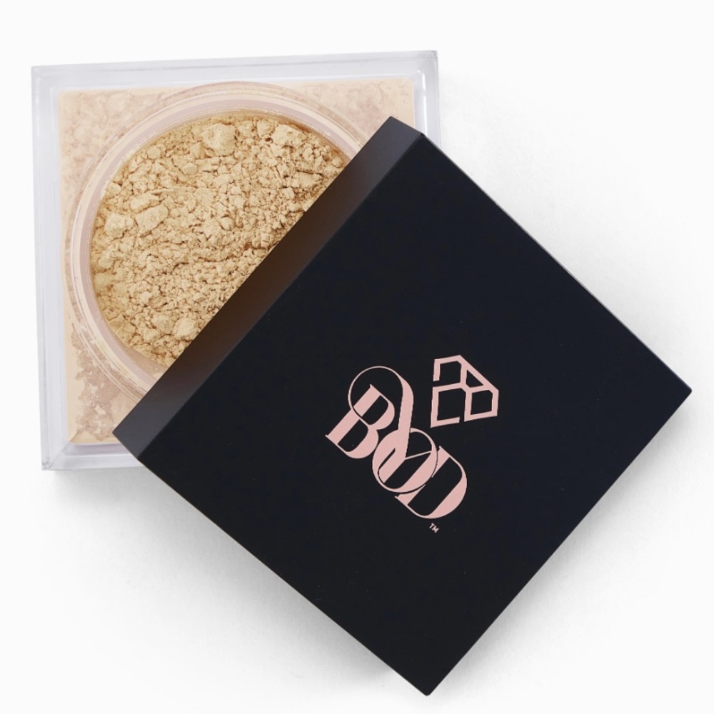 BOD Matte Loose Powder in Translucent